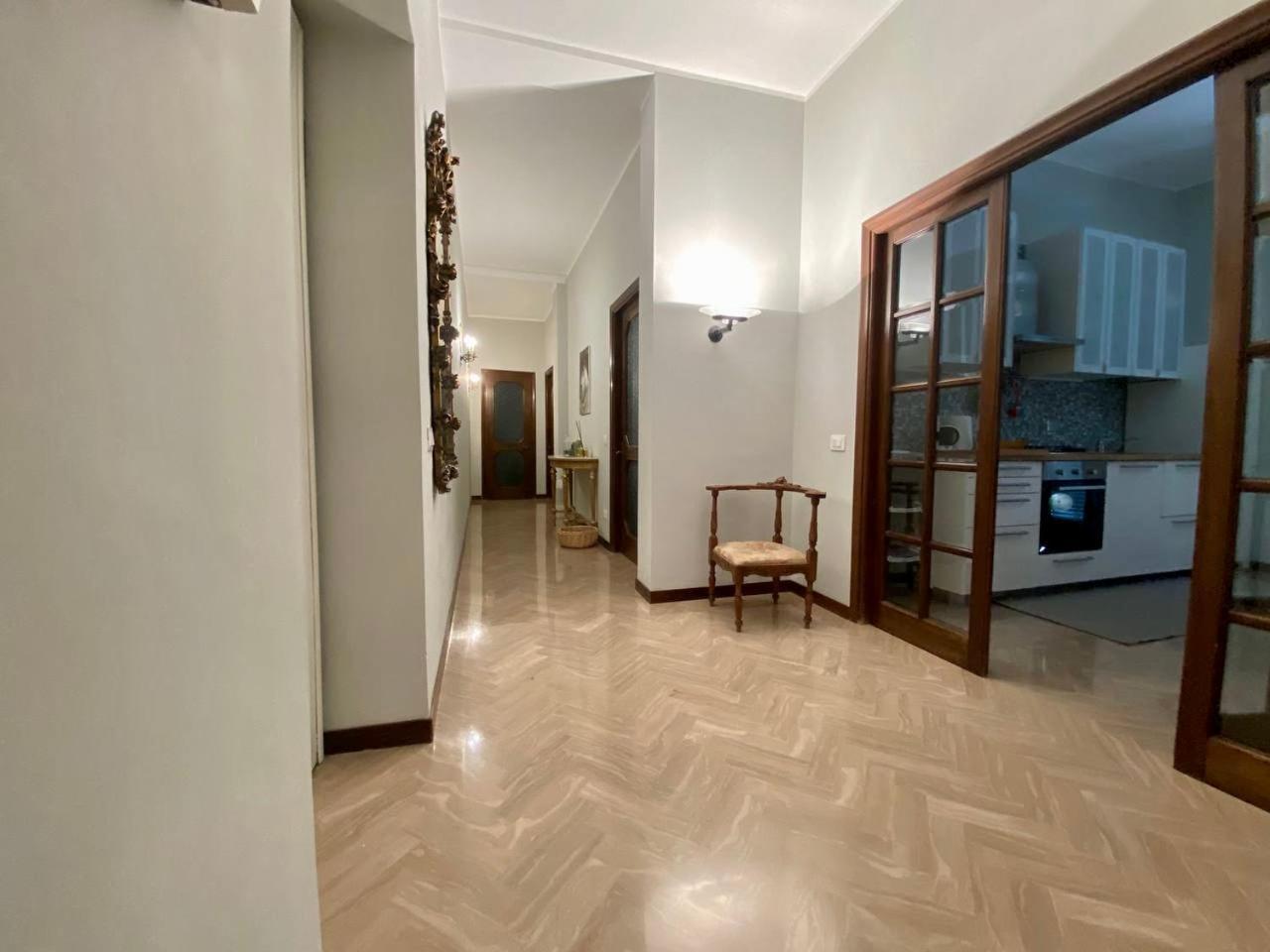 Il Balcone Sul Teatro Apartment La Spezia Luaran gambar