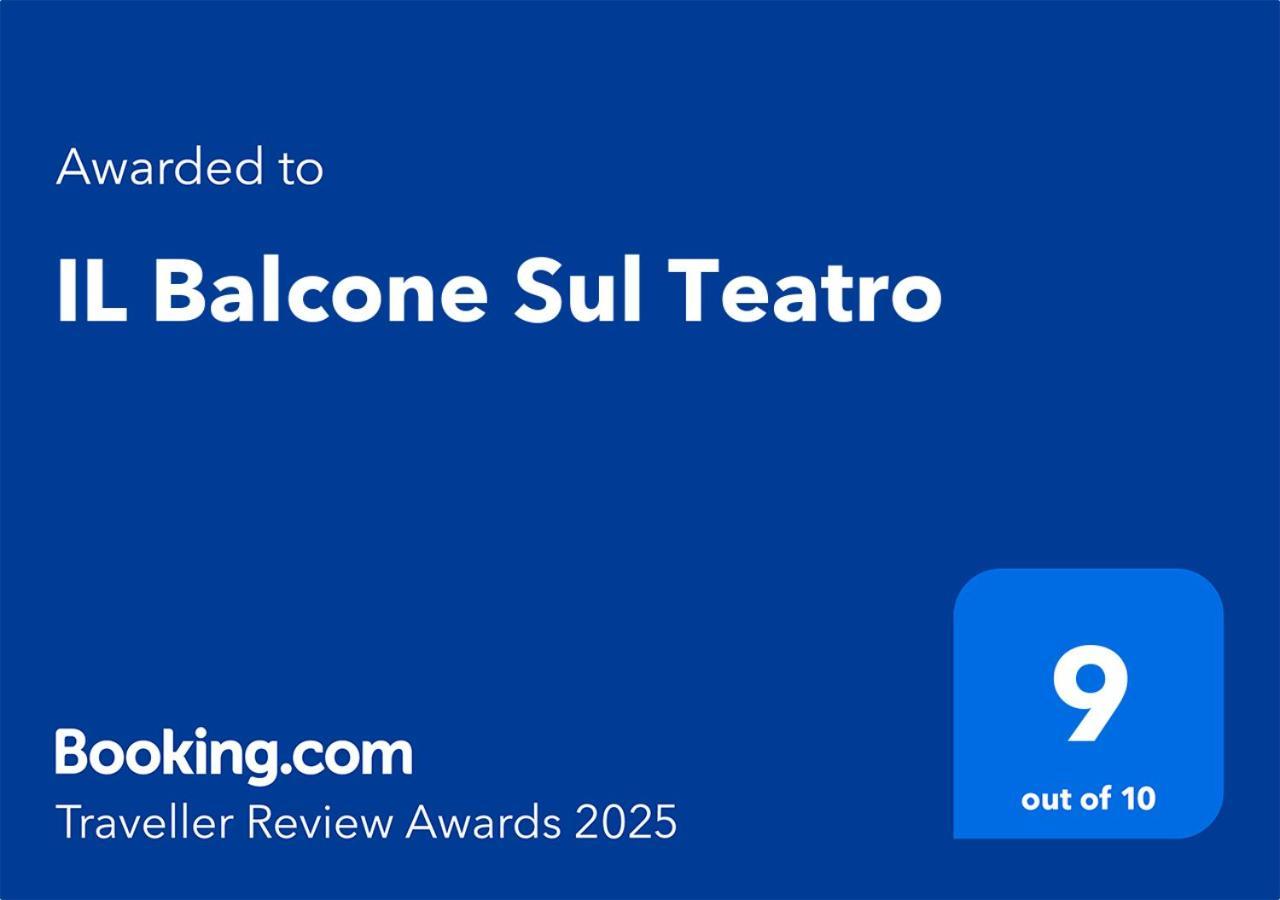 Il Balcone Sul Teatro Apartment La Spezia Luaran gambar